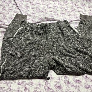 🍄Colsie Women’s Gray Marled Jogger Pants